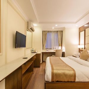 Deluxe Single Room Early Check & Late Check-out by 2 Hrs